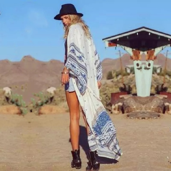 Cobalt Aztec Design Wide Sleeve Chiffon Kimono - Picture 2 of 7